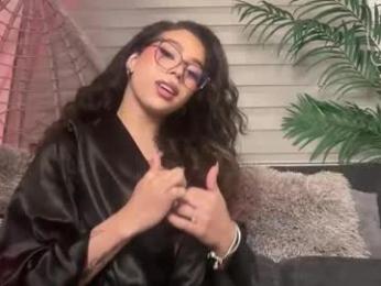 samanthabernardo_ webcam chaturbate model stream image