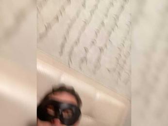 Oyster-lemon webcam bongacams model stream image