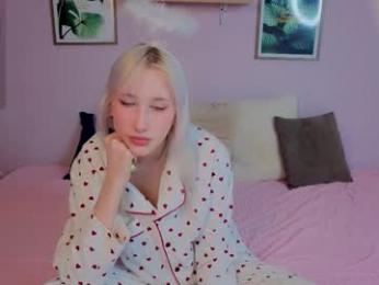 secret_materialz webcam model stream image