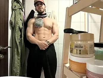 hazarcannn webcam model stream image