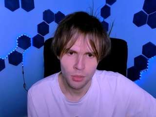 michael-strong webcam camsoda model stream image