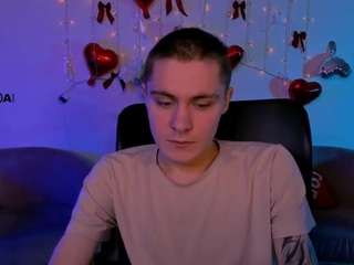 michael-strong webcam camsoda model stream image