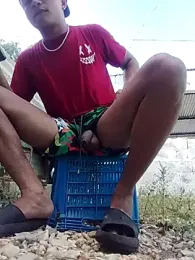 youngboypiss webcam stripchat model stream image