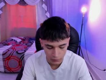 aron_boyy webcam chaturbate model stream image