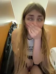 Sunny___Bunny webcam model stream image