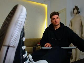 Max Kaiden webcam flirt4free model stream image