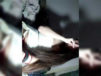 EksaCake webcam model stream image