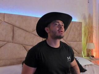 Joss Ackland webcam model stream image