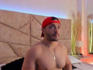 Joss Ackland webcam model stream image