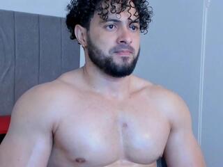 Thomas Brandon webcam model stream image