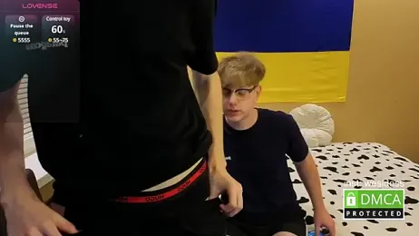 cutie_guys webcam model stream image