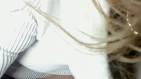 Kazsandraa webcam model stream image