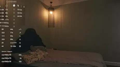 Moon_cutie webcam model stream image