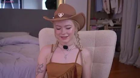 LexieLoree webcam model stream image