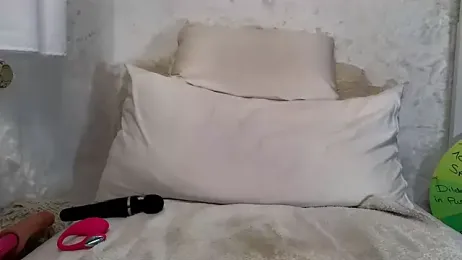 Julia-Sugar webcam model stream image