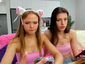 flooora_0 webcam chaturbate model stream image