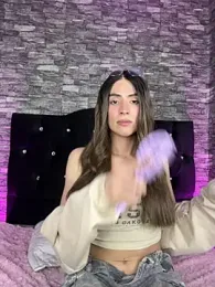 Lottus_fire webcam model stream image