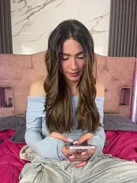 Lottus_fire webcam model stream image