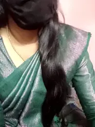 umairahaasan_1 webcam model stream image