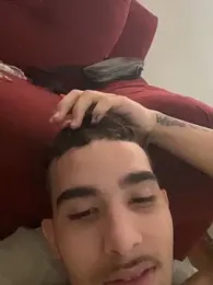 Kelvindopinto webcam model stream image