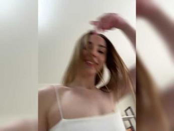 ViKusik22a webcam model stream image