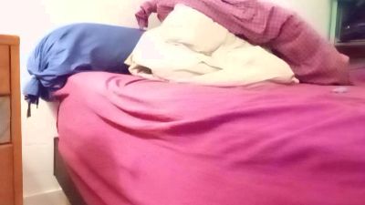 Yop66 webcam model stream image