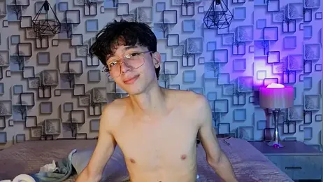 Twink_Sebas7 webcam model stream image