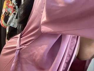 nuana webcam model stream image
