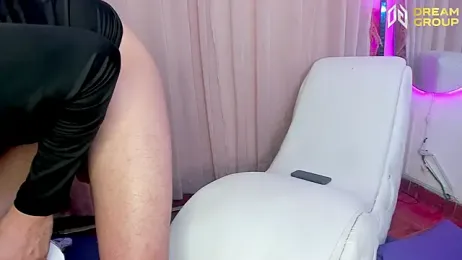 Yourslust_ webcam model stream image