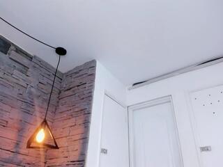 Noah Hunther webcam model stream image