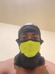 MisteryBLACK18cm webcam model stream image