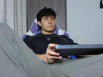 j_u_p_i_t_e_r webcam model stream image