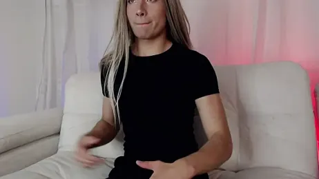 brihanna-young webcam stripchat model stream image