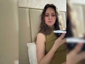 Vvv-lifffe webcam model stream image