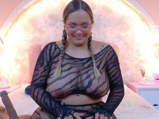 Mia Laurent webcam flirt4free model stream image