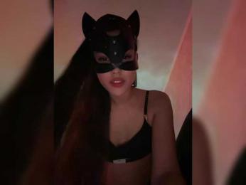 Azia_love_ webcam model stream image