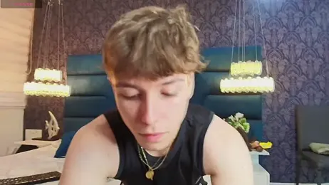 TaylerWhite webcam model stream image