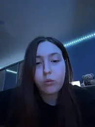 charmingggirl webcam model stream image