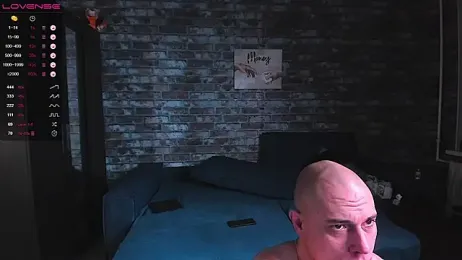 mark_normal webcam stripchat model stream image