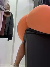 kim_monti webcam model stream image