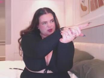 wow_its_kaitlyn webcam model stream image