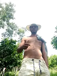 AlphaAlterX webcam model stream image