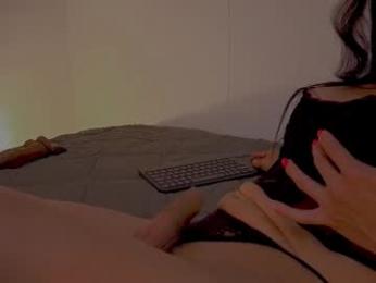 miavero webcam chaturbate model stream image