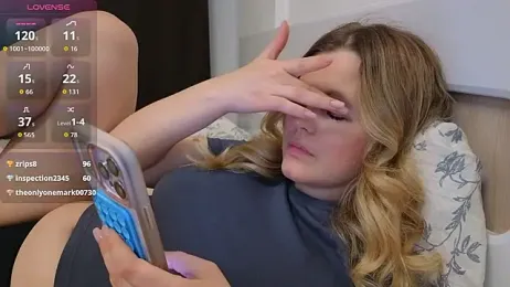 Milana15 webcam model stream image