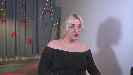 AdaGates webcam model stream image