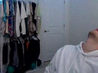 squiggles100k webcam camsoda model stream image