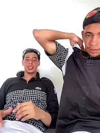 lzinho9153 webcam model stream image