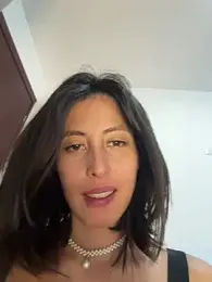 Anahi_cake webcam stripchat model stream image