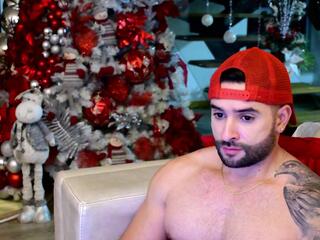 Lukhas webcam model stream image