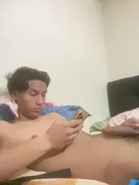 EmilianoPerex webcam model stream image